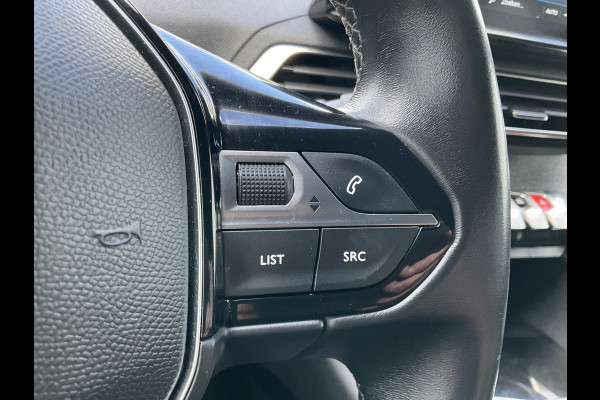 Peugeot 5008 7-Pers 1.2 131pk Pack 360°Cam Navi Trekhaak 7p.