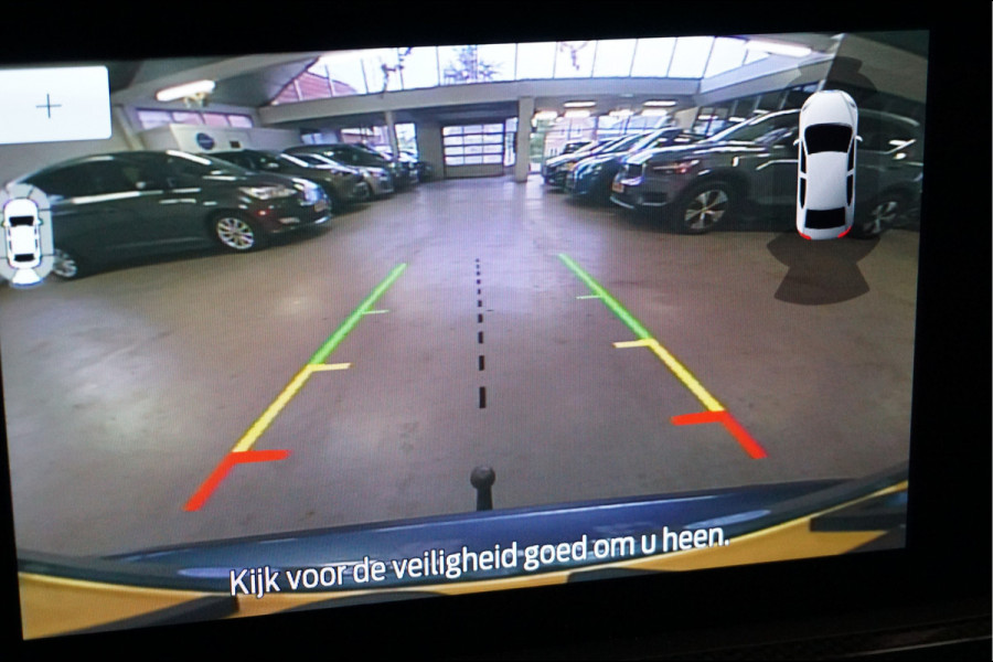 Ford Kuga 2.5 PHEV Vignale Camera voor Trekhaak.
