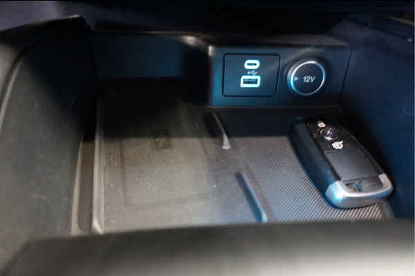 Ford Kuga 2.5 PHEV Vignale Camera voor Trekhaak.
