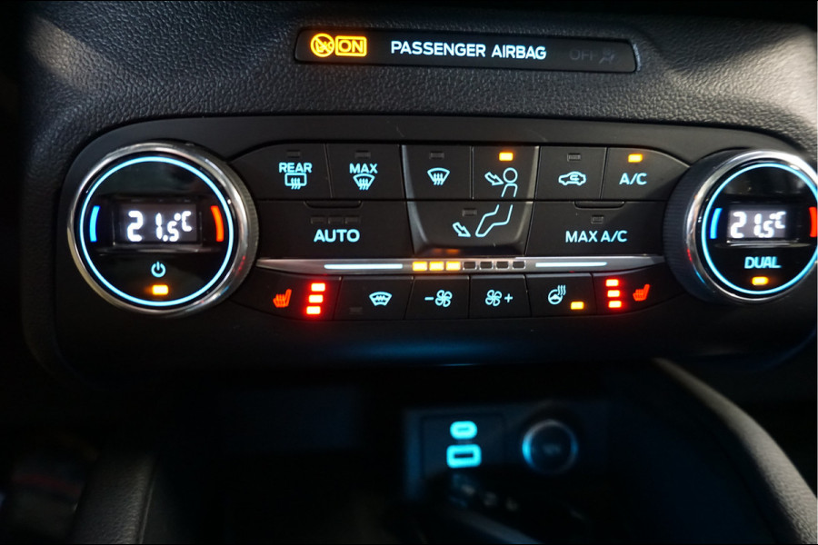 Ford Kuga 2.5 PHEV Vignale Camera voor Trekhaak.