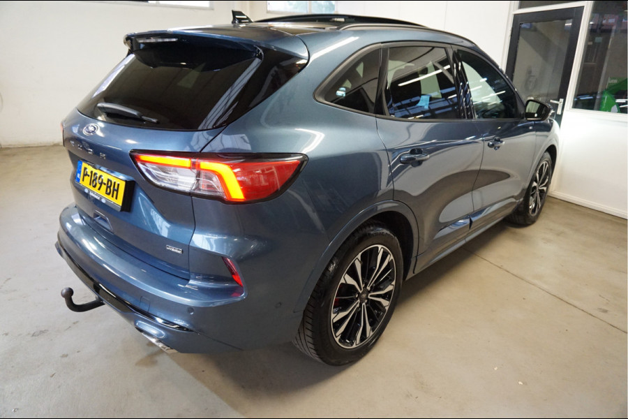 Ford Kuga 2.5 PHEV Vignale Camera voor Trekhaak.