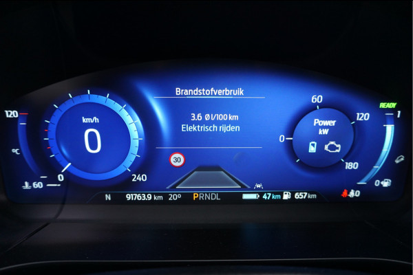 Ford Kuga 2.5 PHEV Vignale Camera voor Trekhaak.