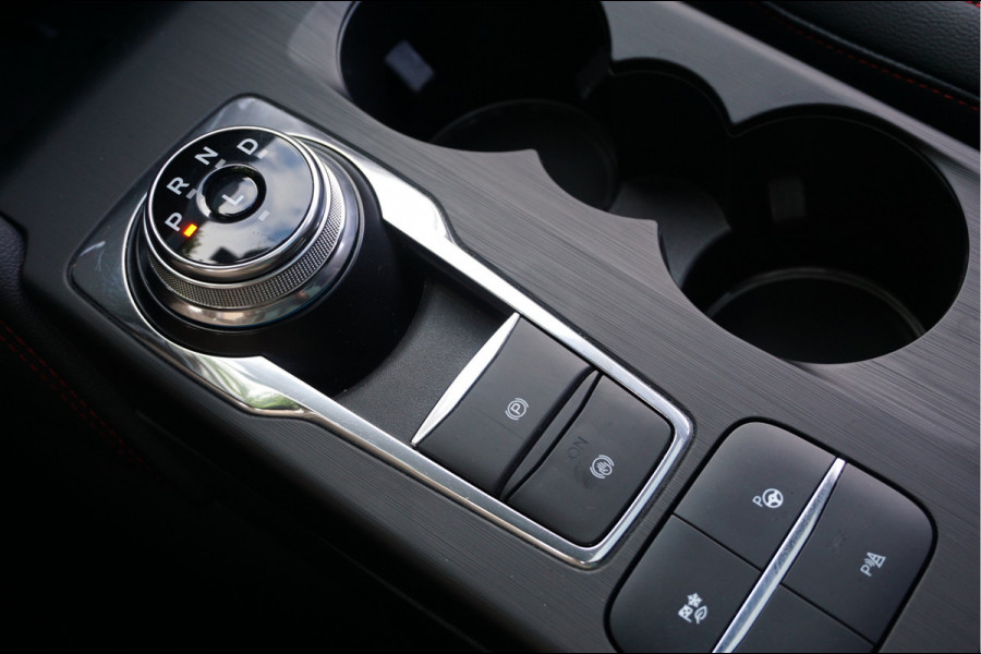 Ford Kuga 2.5 PHEV Vignale Camera voor Trekhaak.
