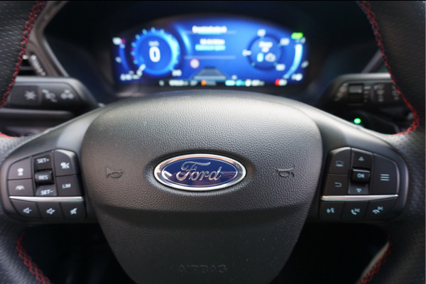 Ford Kuga 2.5 PHEV Vignale Camera voor Trekhaak.