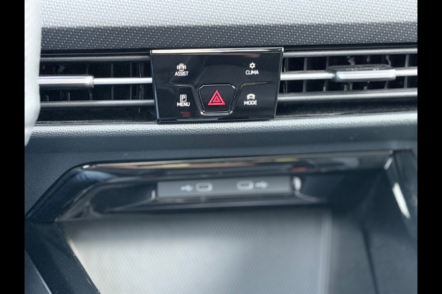Volkswagen Golf 1.5 eTSI R-Line Pano/Head-Up/Camera