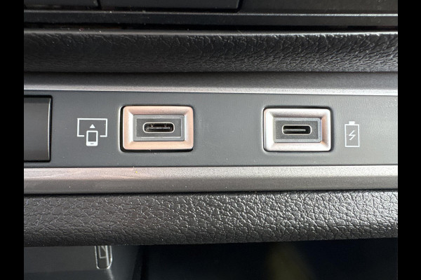 Peugeot e-Expert EV L2 75 kWh Leder interieur