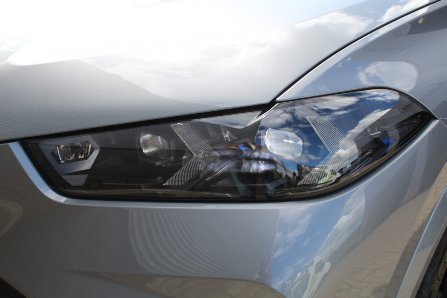BMW X5 xDrive50e M-Sport Pro | Vierwielbesturing | H&K | Cognac Interior | Panoramadak | Trekhaak | Luchtvering