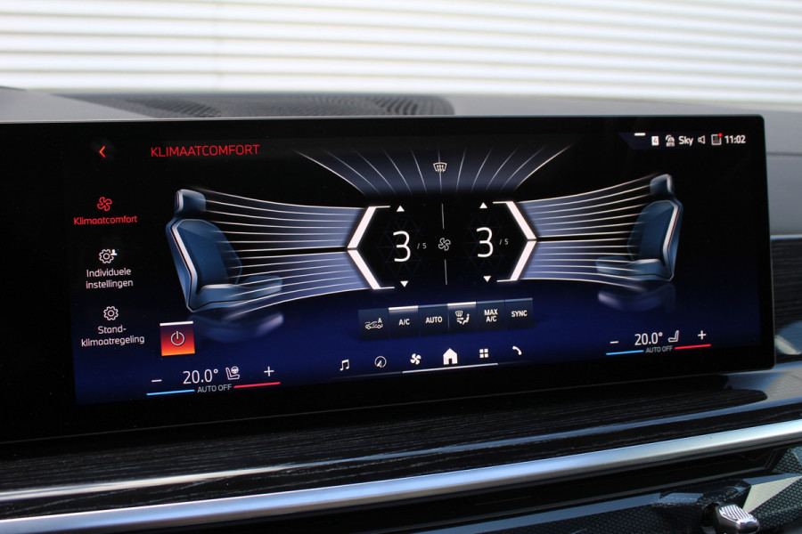 BMW X5 xDrive50e M-Sport Pro | Vierwielbesturing | H&K | Cognac Interior | Panoramadak | Trekhaak | Luchtvering