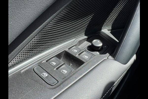 Volkswagen Tiguan 1.5 eHybrid 204PK DSG HYBRID LIFE ENERGY NAVI/360CAMERA/TREKHAAK