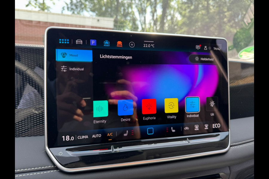Volkswagen Tiguan 1.5 eHybrid 204PK DSG HYBRID LIFE ENERGY NAVI/360CAMERA/TREKHAAK