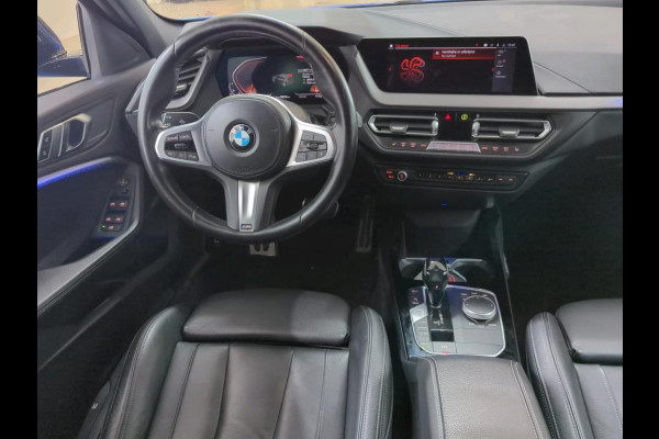 BMW 1-serie 118i High Executive Edition NL-AUTO | M-PAKKET | LEDER | SFEER VERLICHTING