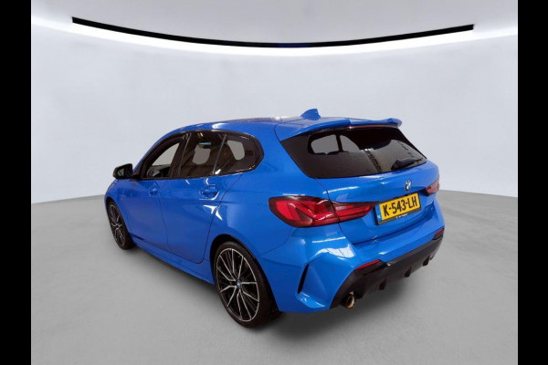 BMW 1-serie 118i High Executive Edition NL-AUTO | M-PAKKET | LEDER | SFEER VERLICHTING