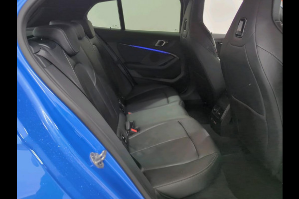 BMW 1-serie 118i High Executive Edition NL-AUTO | M-PAKKET | LEDER | SFEER VERLICHTING