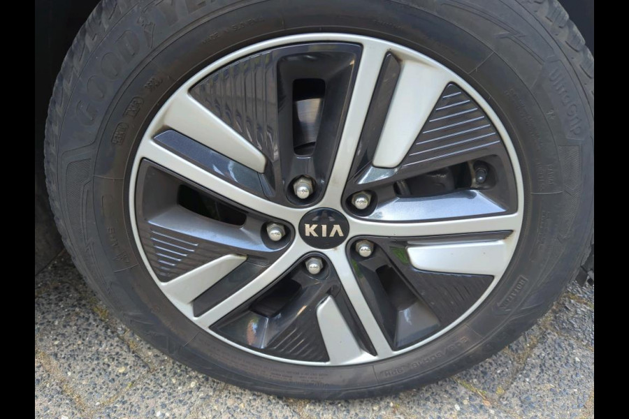 Kia Niro 1.6 GDi Hybrid ExecutiveLine NL-AUTO |TREKHAAK | NAVI |SCHUIFDAK