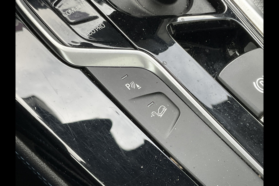 BMW X4 M40i High Executive HUD Memory Pano.dak H/K M-Sport