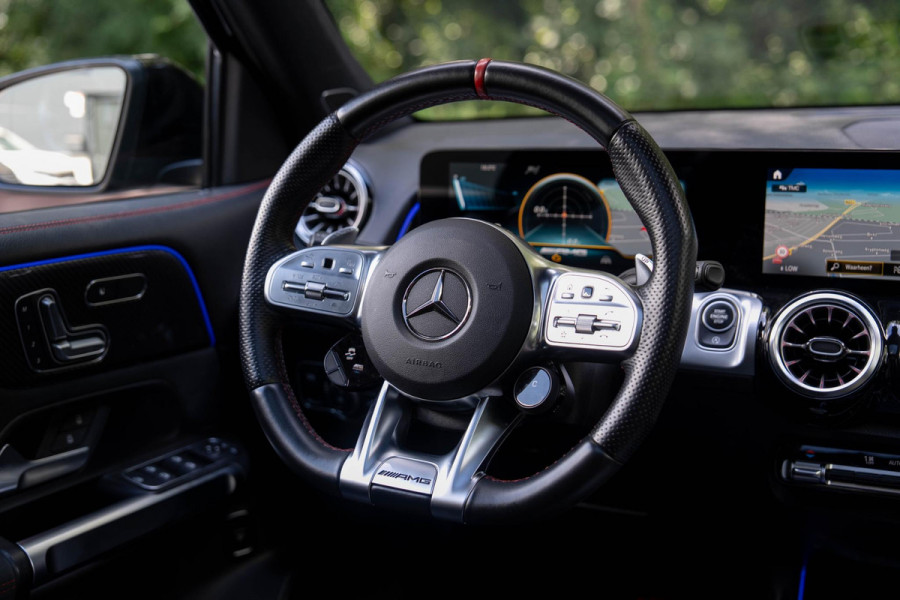 Mercedes-Benz Glb AMG 35 4MATIC Premium Plus | Pano | Memory | Sfeer | 360 Camera