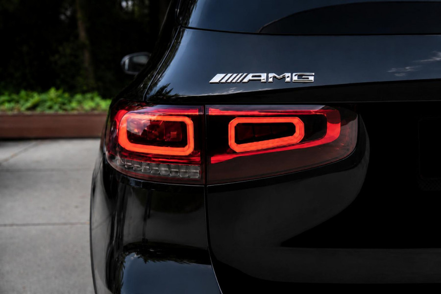 Mercedes-Benz Glb AMG 35 4MATIC Premium Plus | Pano | Memory | Sfeer | 360 Camera