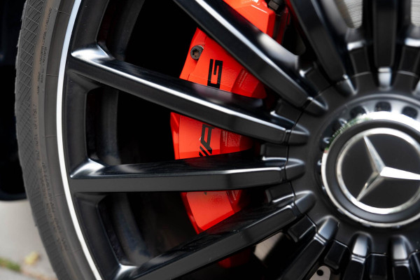 Mercedes-Benz Glb AMG 35 4MATIC Premium Plus | Pano | Memory | Sfeer | 360 Camera