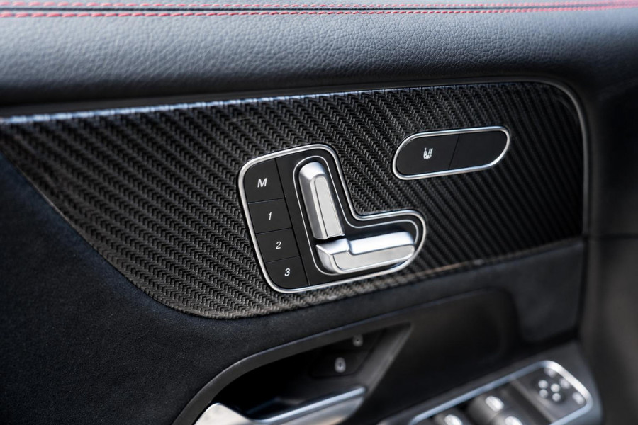 Mercedes-Benz Glb AMG 35 4MATIC Premium Plus | Pano | Memory | Sfeer | 360 Camera