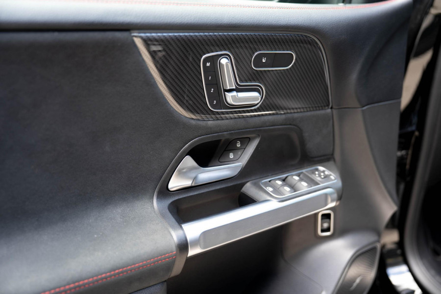 Mercedes-Benz Glb AMG 35 4MATIC Premium Plus | Pano | Memory | Sfeer | 360 Camera