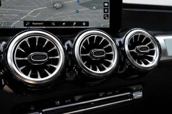 Mercedes-Benz Glb AMG 35 4MATIC Premium Plus | Pano | Memory | Sfeer | 360 Camera
