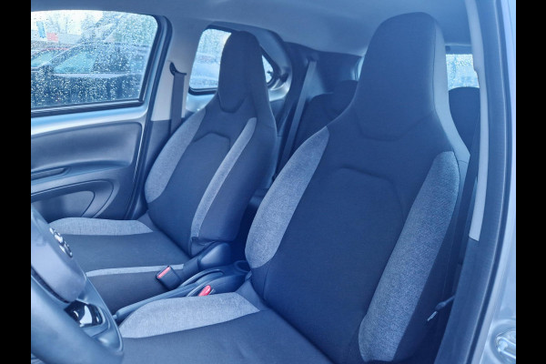 Toyota Aygo X 1.0 VVT-i S-CVT Play