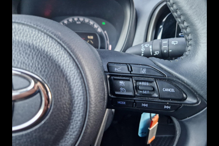 Toyota Aygo X 1.0 VVT-i S-CVT Play
