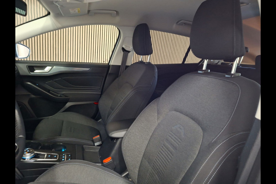 Ford FOCUS Wagon 1.5 EcoBoost Vignale | Clima| B&O | Camera | Navi | Stuur & Stoelverwarming |
