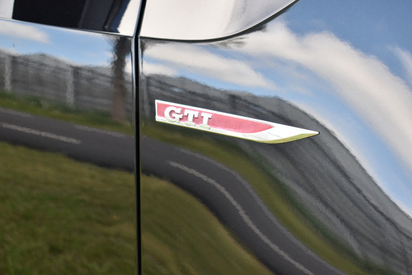 Volkswagen up! 1.0 TSI GTI Camera
