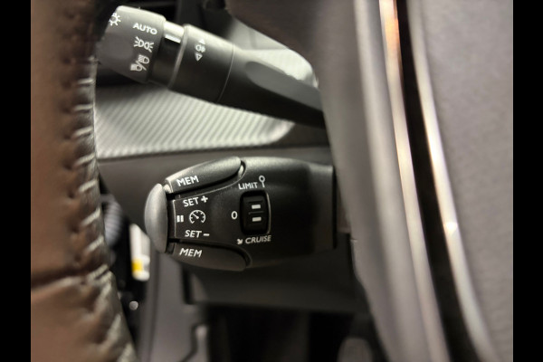 Peugeot 2008 1.2 PureTech Style*Carplay*PDC*ACC*Airco*