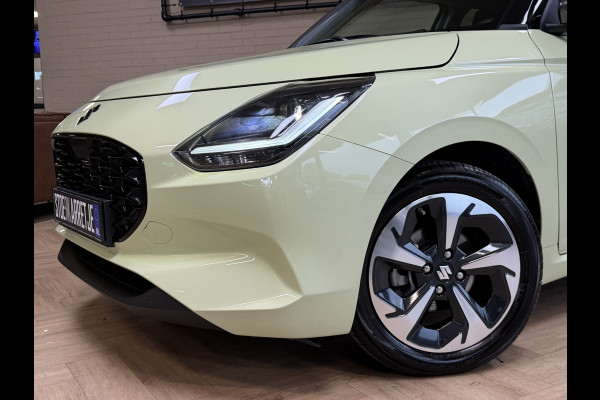 Suzuki Swift 1.2 Style Smart Hybrid | Navi | 16" | ACC | Dodehoek | Carplay | Camera |