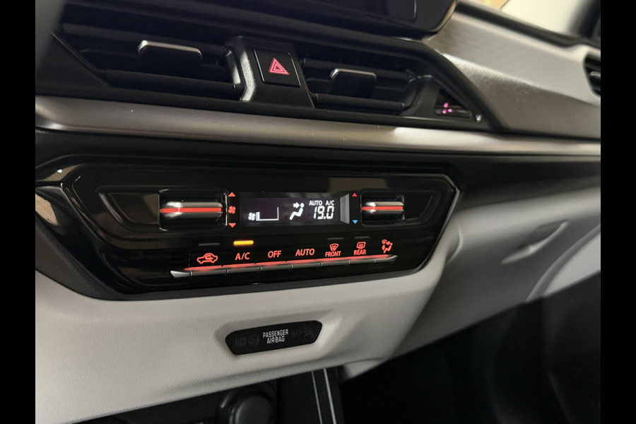 Suzuki Swift 1.2 Style Smart Hybrid | Navi | 16" | ACC | Dodehoek | Carplay | Camera |