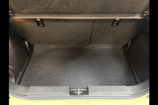 Suzuki Swift 1.2 Style Smart Hybrid | Navi | 16" | ACC | Dodehoek | Carplay | Camera |