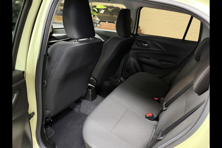 Suzuki Swift 1.2 Style Smart Hybrid | Navi | 16" | ACC | Dodehoek | Carplay | Camera |