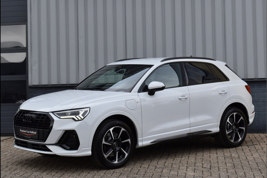 Audi Q3 45 TFSI e S-Line 245 Pk Navi Sfeer Camera ACC Apple Carplay Keyless 19 Inch