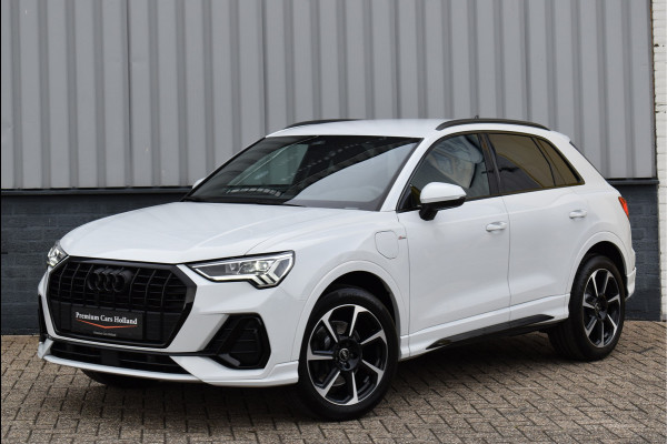 Audi Q3 45 TFSI e S-Line 245 Pk Navi Sfeer Camera ACC Apple Carplay Keyless 19 Inch