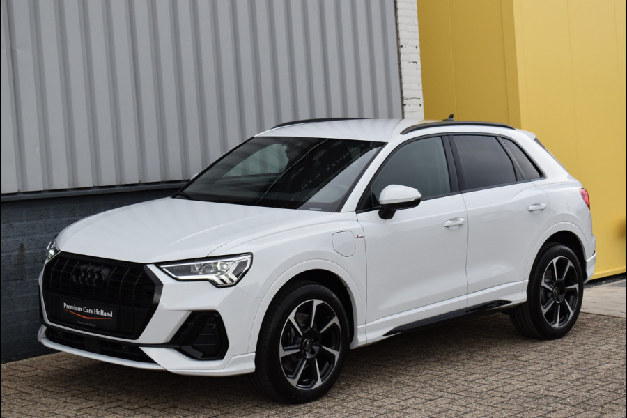 Audi Q3 45 TFSI e S-Line 245 Pk Navi Sfeer Camera ACC Apple Carplay Keyless 19 Inch