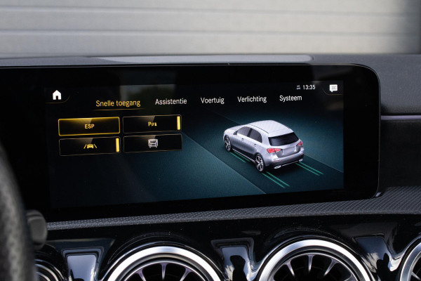 Mercedes-Benz A-Klasse 250e AMG Line PANO CAMERA STOELVERWARMING LED