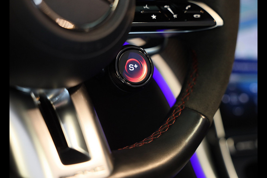 Mercedes-Benz CLE Cabriolet AMG 53 4MATIC+ / Head Up / Memory / 360 Camera / Acc / Lane Assist / Dode Hoek / Airscarf / Dig Light