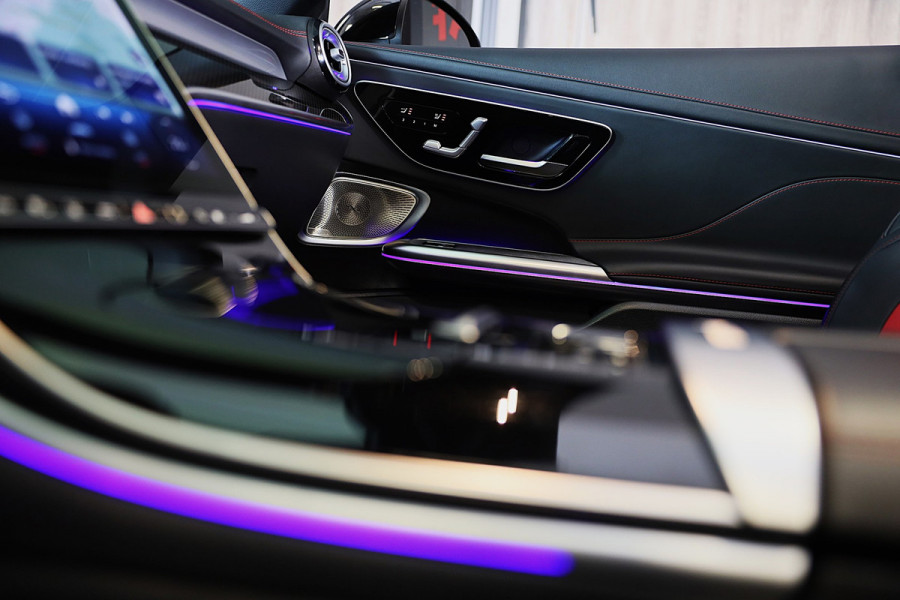 Mercedes-Benz CLE Cabriolet AMG 53 4MATIC+ / Head Up / Memory / 360 Camera / Acc / Lane Assist / Dode Hoek / Airscarf / Dig Light