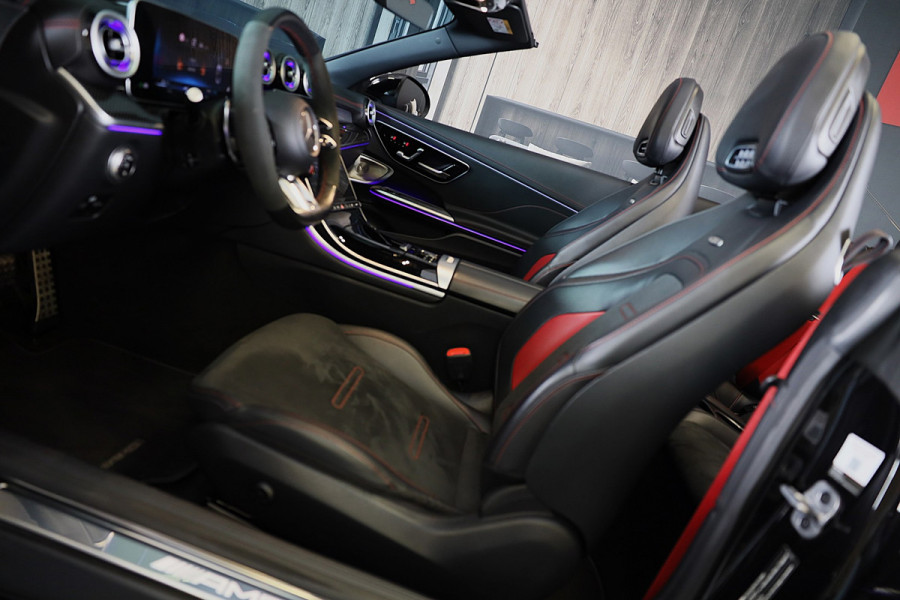 Mercedes-Benz CLE Cabriolet AMG 53 4MATIC+ / Head Up / Memory / 360 Camera / Acc / Lane Assist / Dode Hoek / Airscarf / Dig Light