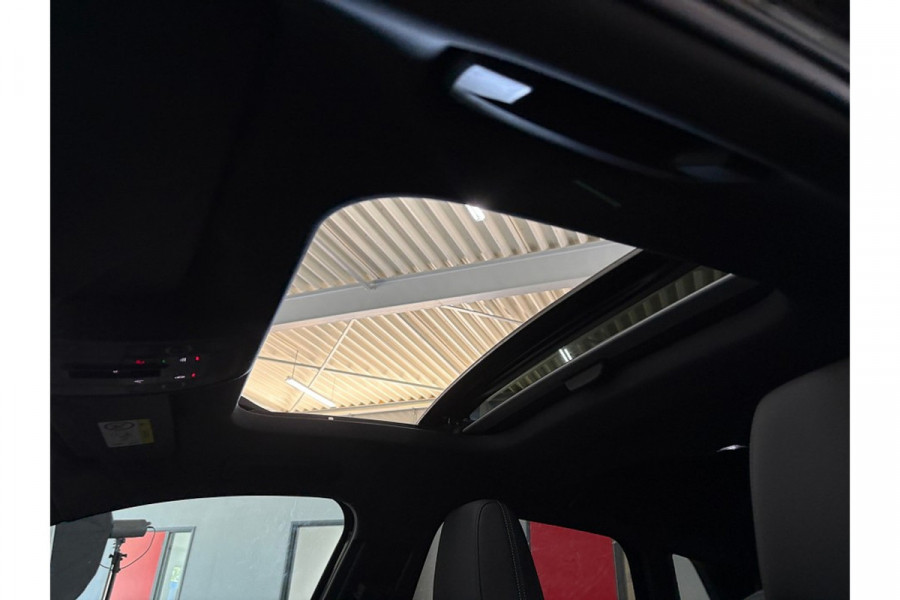 Audi A3 Sportback 35 TFSI edition one - Automaat - Pano/Schuifdak - Navi - Climate - Org.NL