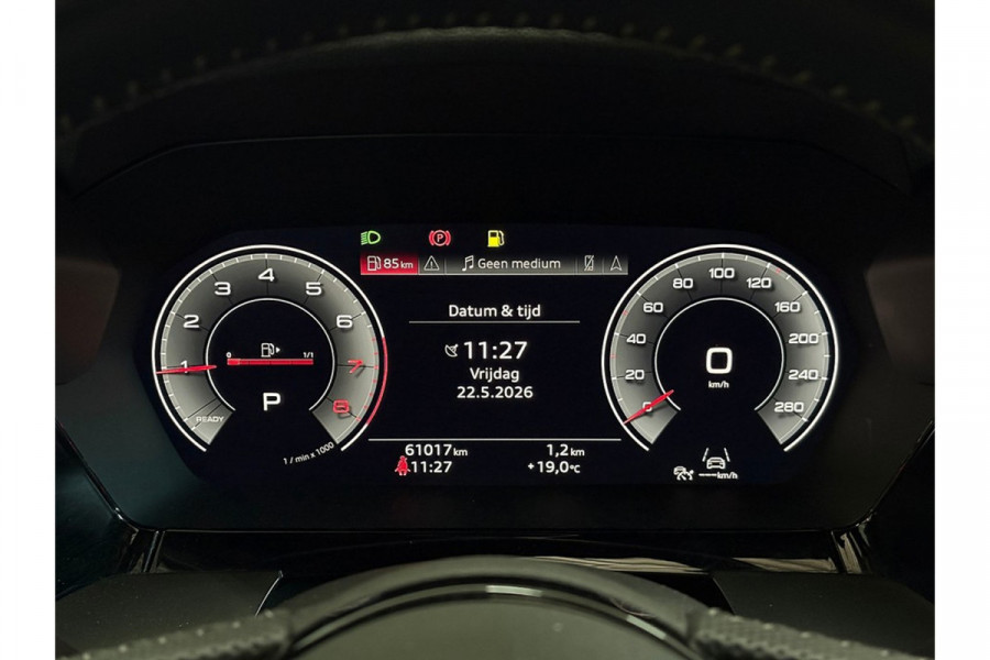 Audi A3 Sportback 35 TFSI edition one - Automaat - Pano/Schuifdak - Navi - Climate - Org.NL