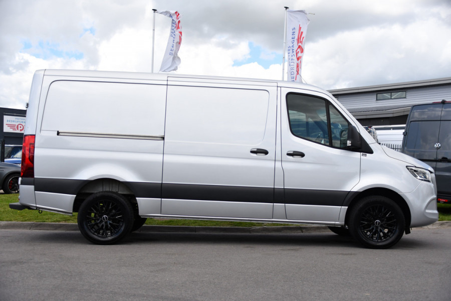 Mercedes-Benz Sprinter 317 1.9 CDI L2H1 RWD PB Edition Cruise, Camera, Carplay, LED, Mbux, Stoelverwarming, 170pk, Automaat, Uniek!