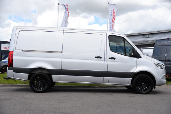 Mercedes-Benz Sprinter 317 1.9 CDI L2H1 RWD PB Edition Cruise, Camera, Carplay, LED, Mbux, Stoelverwarming, 170pk, Automaat, Uniek!