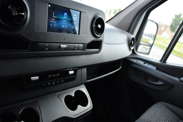 Mercedes-Benz Sprinter 317 1.9 CDI L2H1 RWD PB Edition Cruise, Camera, Carplay, LED, Mbux, Stoelverwarming, 170pk, Automaat, Uniek!