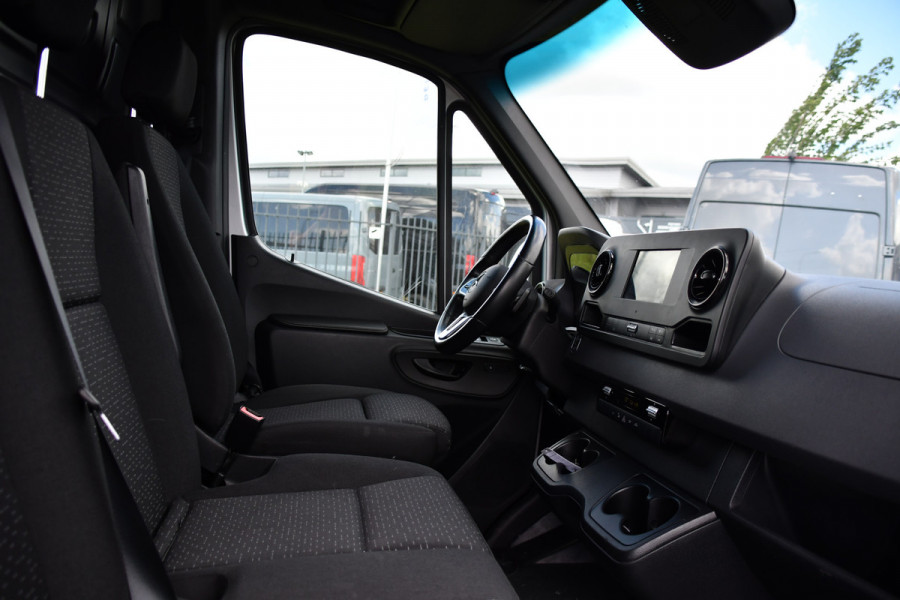 Mercedes-Benz Sprinter 317 1.9 CDI L2H1 RWD PB Edition Cruise, Camera, Carplay, LED, Mbux, Stoelverwarming, 170pk, Automaat, Uniek!