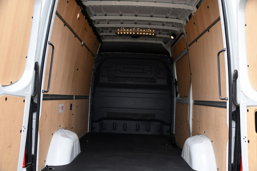 Mercedes-Benz Sprinter 317 1.9 CDI L2 Pro AMG Edition FACELIFT! Camera, Cruise, Carplay, 10,5'' Mbux, Stoelverwarming, Geveerde stoel, 170pk, Automaat, LED, Uniek!