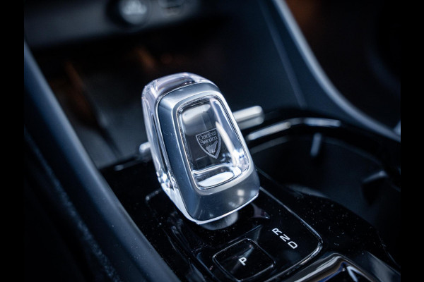 Volvo XC40 1.5 T5 Plug-in hybrid Plus Dark - Pano l Memory l h/Kardon l ACC l 360cam