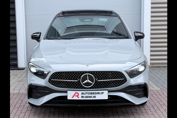 Mercedes-Benz A-Klasse 200 AMG Line Pano/Sfeer/Night/Camera